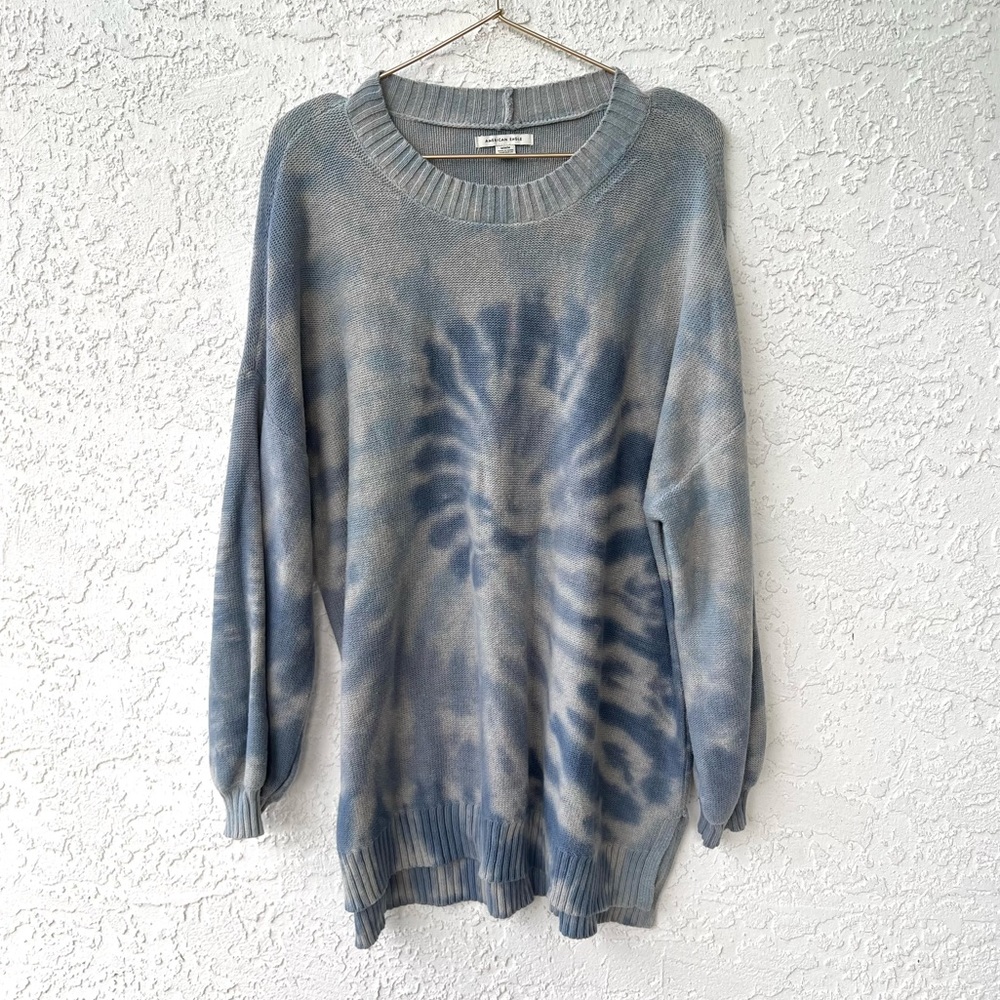 American Eagle Oversized Blue Grey Tie Dye Sweater Medium